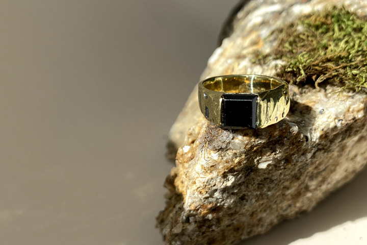 Кольцо из бронзы и черного агата - Кольца