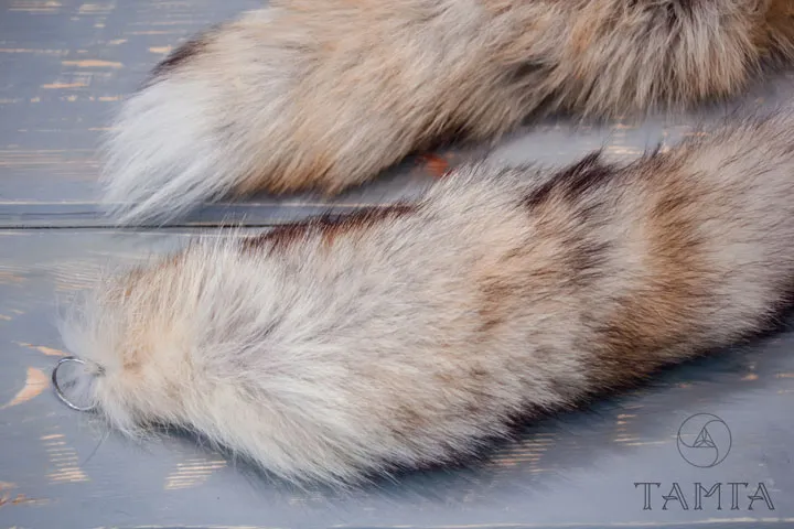 Хвост сибирского волка - брелок оберег - сертификат
