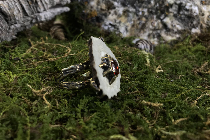 Кольцо из рога с фианитом «Ритуал» - Кольца
